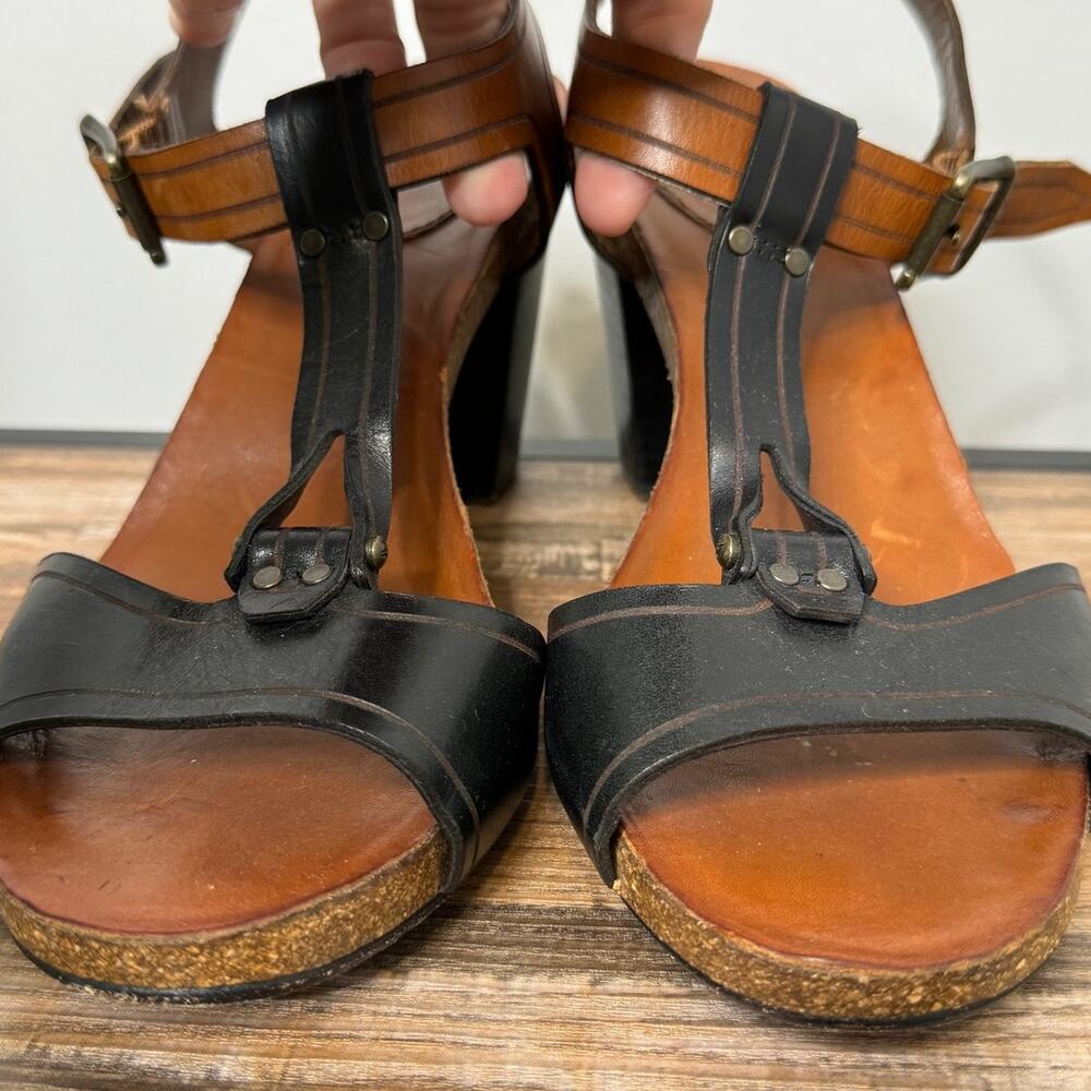 Frye Black and Brown Leather Block Heel Sandals - Picture 4 of 13